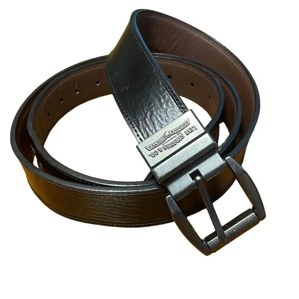 Levi Strauss heavy buckle belt black size 52 leather top manmade lining 16 holes